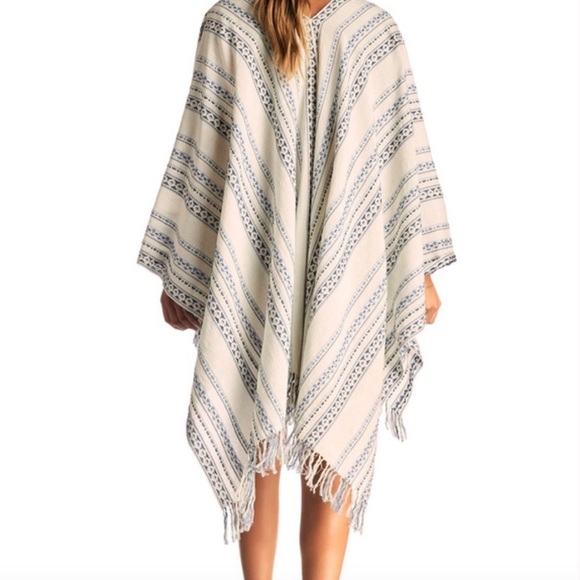 NWT Vitamin A Sayulita Sarape Cover Up - Picture 6 of 6